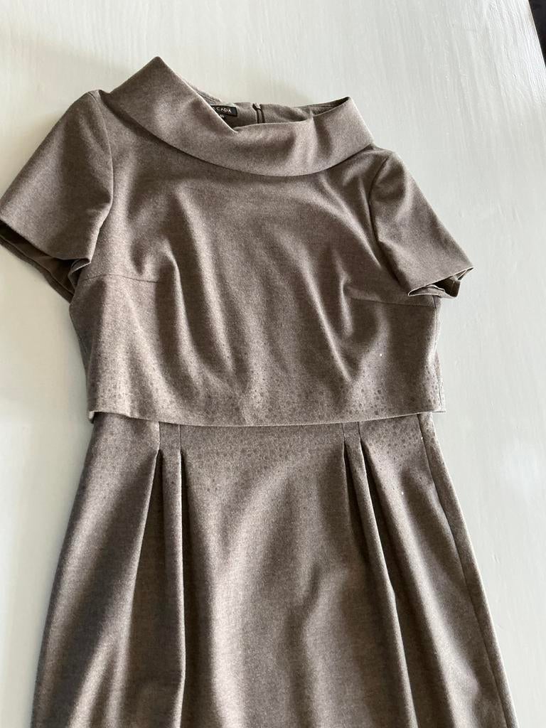Escada schuurwol cashmere jurk, Maat 38/40 (M), Bruin, Verzenden, Zo goed als nieuw