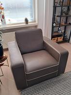 Lever kleurige leren fauteuil met crème biesje., Huis en Inrichting, Fauteuils, Ophalen of Verzenden, Gebruikt, Minder dan 75 cm
