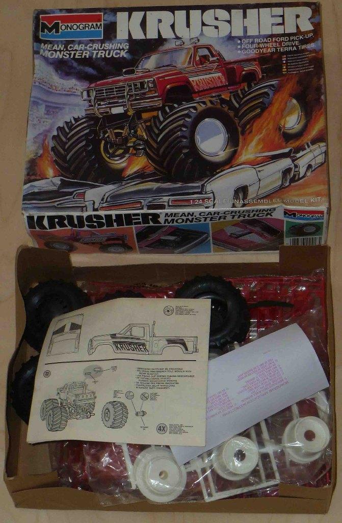 Krusher Monster Truck (Monogram), Overige merken, 1:50 of kleiner, Auto, Ophalen of Verzenden