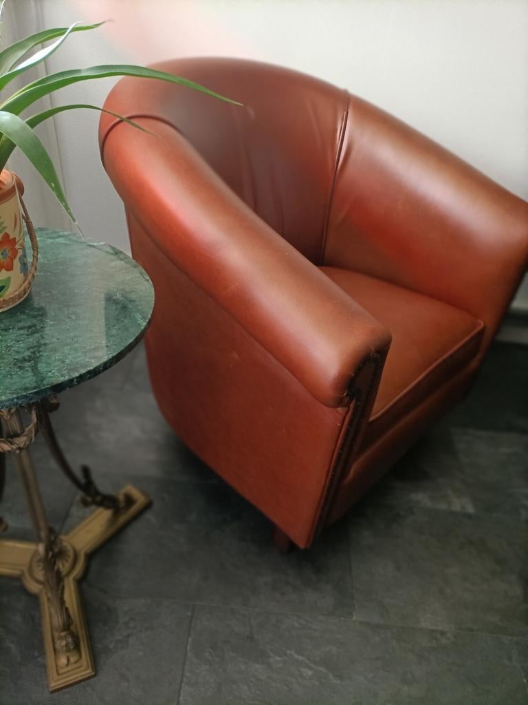 Bruine leren kuipstoel - Comfortabel en stijlvol, Huis en Inrichting, Gebruikt, Bruin, Leer, Ophalen of Verzenden