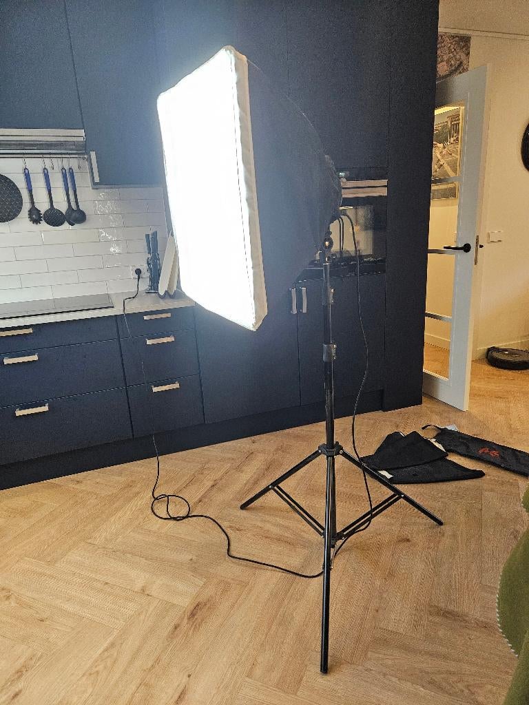 Softbox licht + 14 lampen + 2 Manfrotto statieven, Ophalen, Driepoot, Zo goed als nieuw, 175 cm of meer