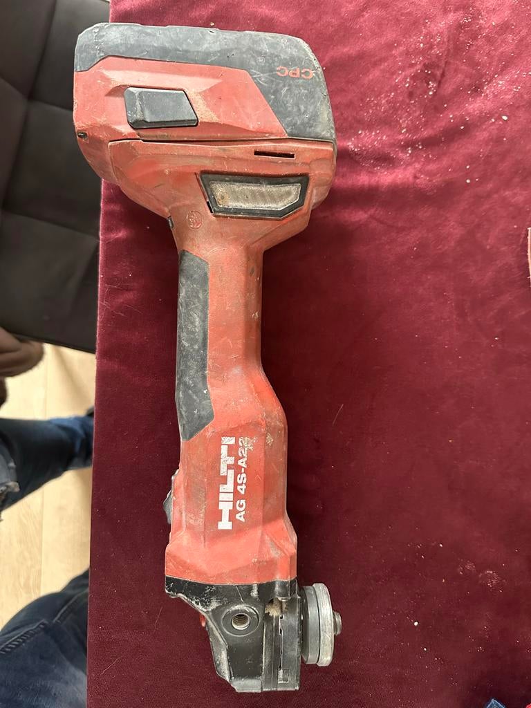 Hilti haakse slijper AG 4S-A22, Doe-het-zelf en Verbouw, Gereedschap | Slijpmachines, Ophalen of Verzenden, Gebruikt, Haakse handslijpmachine