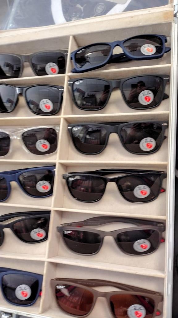 RB Ferrari zonnebril, Ophalen, Nieuw, Zwart, Overige merken