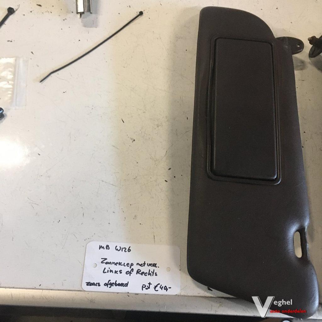 Mercedes W126 Zonneklep Links of Rechts met verlichting  Kle