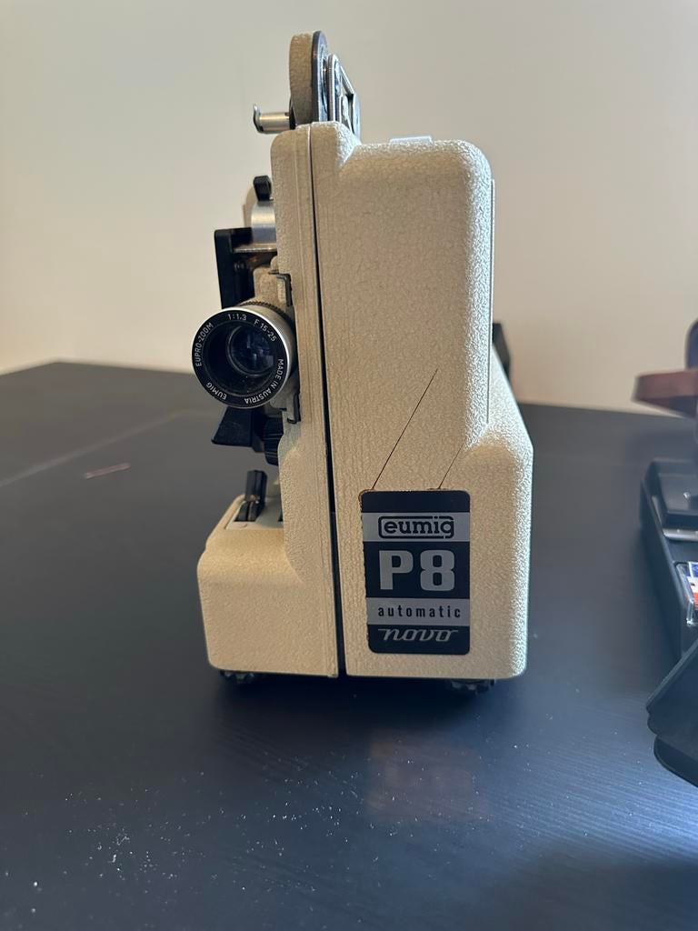Eumig P8 Automatic Novo diaprojector en Kodak Instamatic 100, Ophalen, Gebruikt