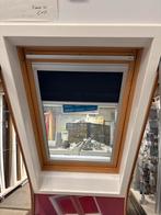 Velux Elektrisch Dakraam GGL M06 78x118cm met Verduistering, Ophalen, Zo goed als nieuw, Dakraam, 80 tot 120 cm