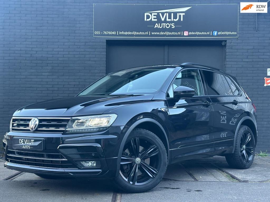 Volkswagen TIGUAN 2.0 TSI 230PK 4M R-Line DSG | Pano | Dynau, 4 cilinders, 1984 cc, Zwart, Bedrijf