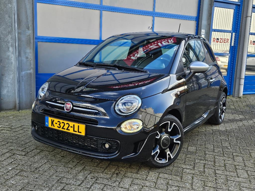 Fiat 500 1.0 70pk Hybrid Rockstar | Carplay | Panorama dak |, Auto's, Fiat, Voorwielaandrijving, 40 €/maand, 4 stoelen, Zwart
