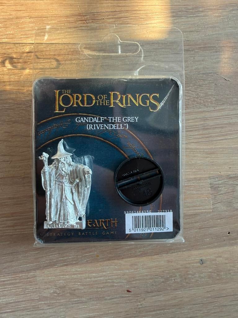 MESBG Gandalf the grey Rivendell (new metal), Ophalen of Verzenden, Zo goed als nieuw, Warhammer