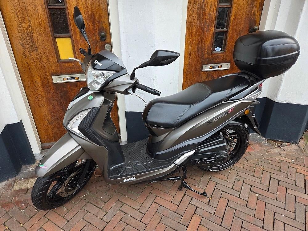 Sym Symphony ST Bromscooter bij Scooterforyou, Zwolle, Fietsen en Brommers, Scooters | SYM, Gebruikt, Overige modellen, Maximaal 45 km/u