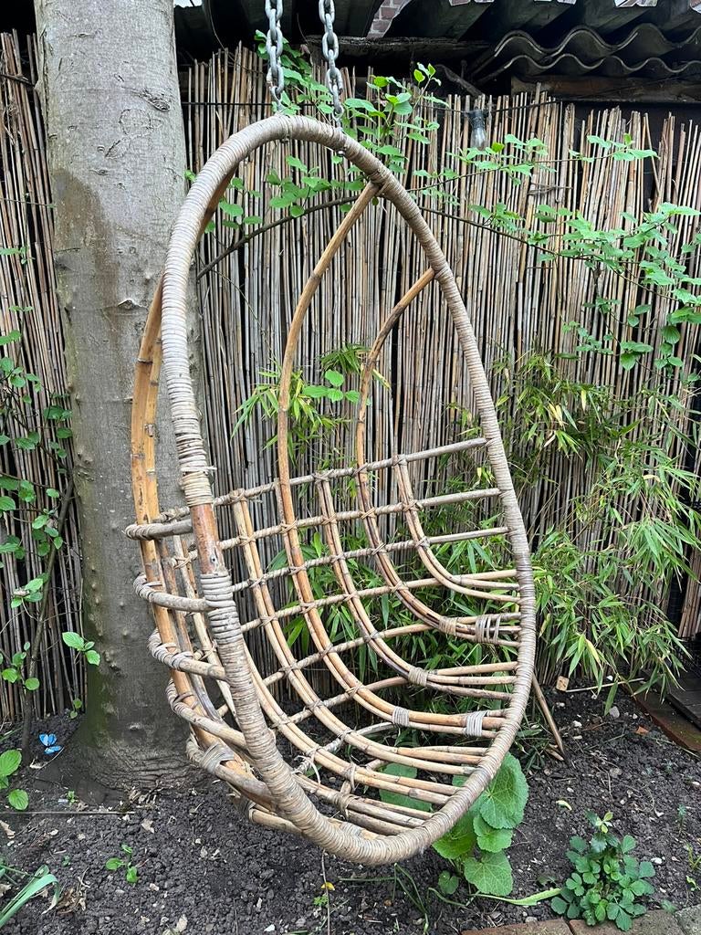 Rotan hangstoel tuinstoel hangend met ketting karabijnhaak, Tuin en Terras, Ophalen, Gebruikt, Rotan