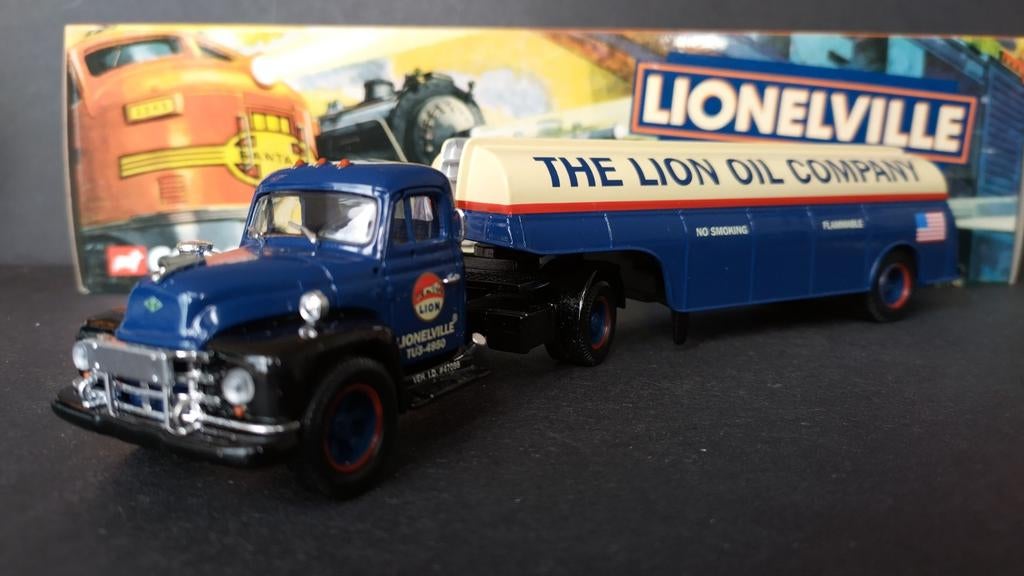 Diamond T620 Semi Skirted tanker Lion oil 1:50 Corgi Po, Corgi@corgi.co.uk, Nieuw, Corgi Classics ltd, Corgi