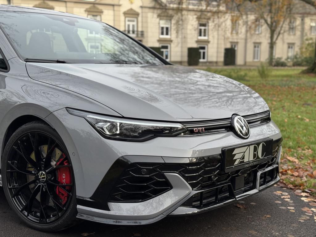 Volkswagen Golf 2.0 TSI GTI Clubsport HUD HK (bj 2025), Gebruikt, 4 cilinders, 1984 cc, Bedrijf