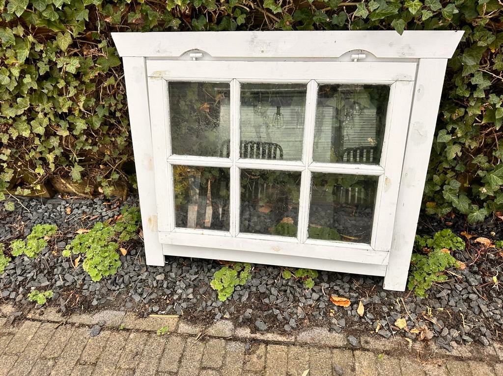 Gebruikt uitzetraam met zes ruiten, Doe-het-zelf en Verbouw, Glas en Ramen, Ophalen, Gevelraam of Ruit, Gebruikt, Minder dan 80 cm
