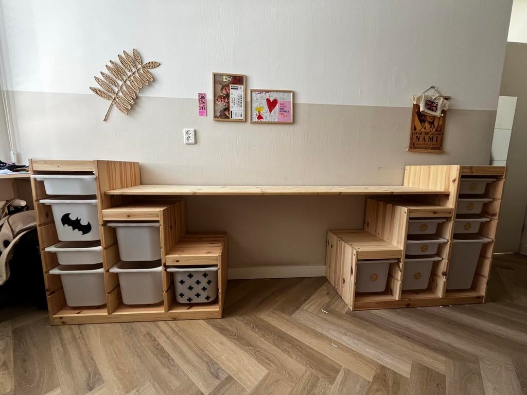 Bureau met Trofast kasten - Flexibel en praktisch, Huis en Inrichting, Ophalen, Opbergruimte, Gebruikt, Scandinavisch
