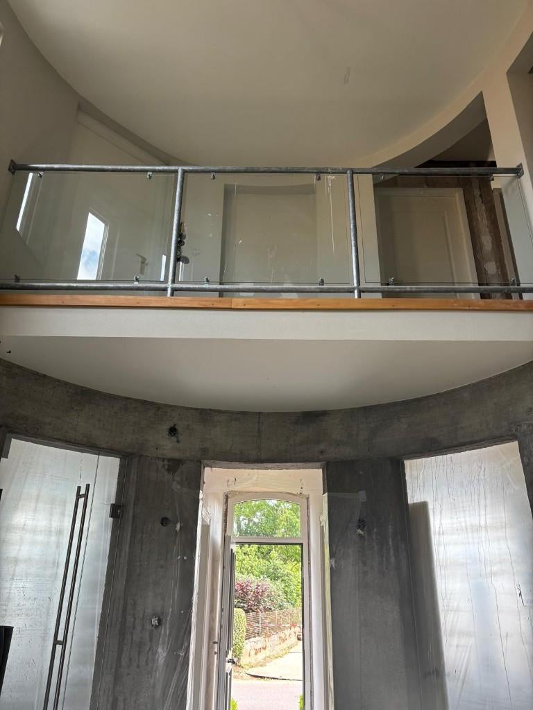 Balustrade, Ophalen, Gebruikt, 250 mm of meer