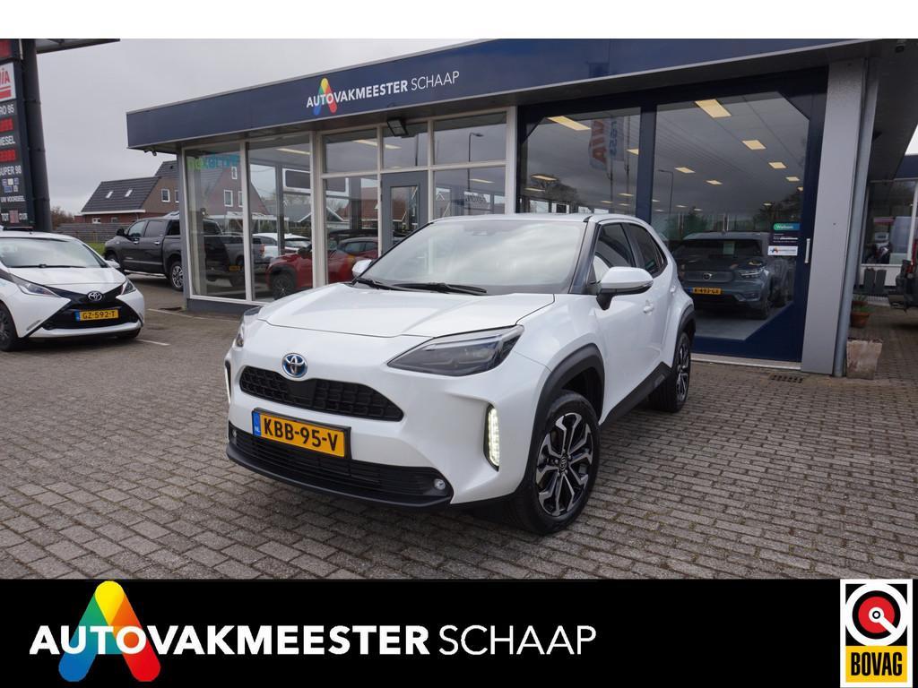 Toyota Yaris Cross 1.5 Hybrid Dynamic Team d , 15dkm Incl 12, 12 maanden, Stof, Gebruikt, Wit