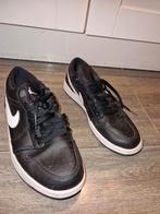 Nike 40,5, Ophalen of Verzenden, Zo goed als nieuw, Zwart, Sneakers of Gympen