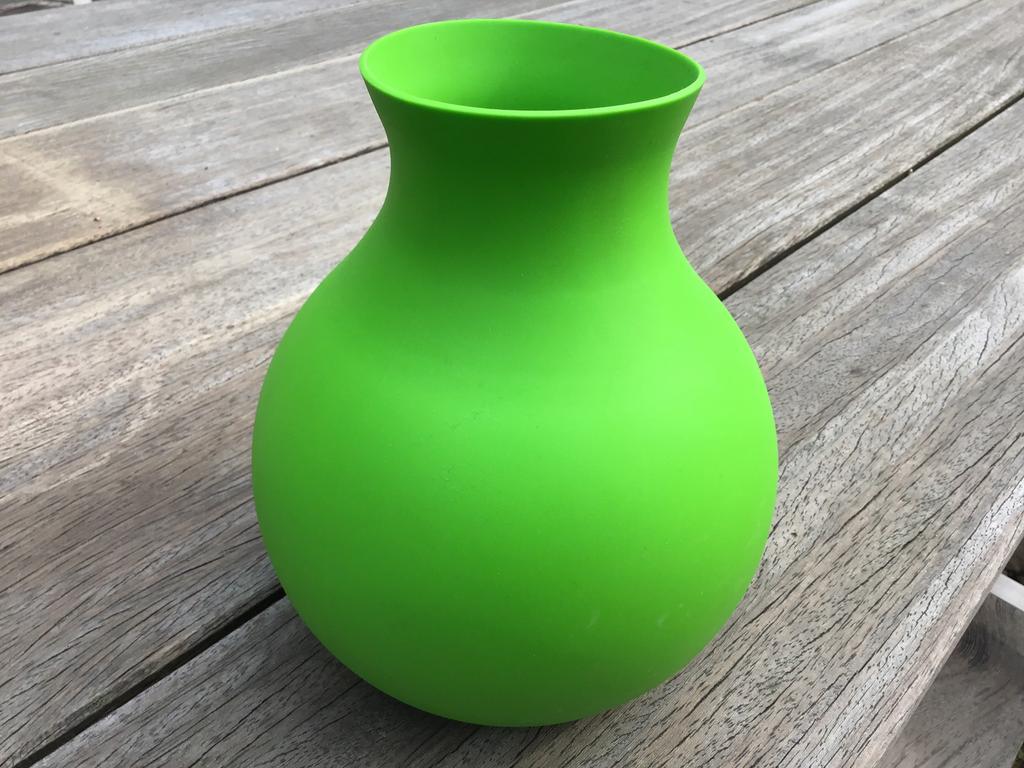 VINTAGE”MENU”DEENS DESIGN RUBBEREN VAAS H. MELCHIORSEN, Ophalen of Verzenden