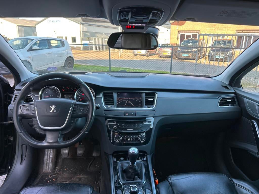 Peugeot 508 1.6 THP Active | NAVI | LEER | XENON | HEAD UP |, Gebruikt, Zwart, Handgeschakeld, Navigatiesysteem