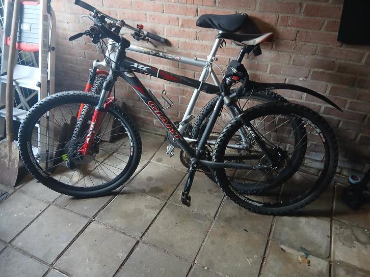 Mountainbikes (2) 26 inch allebei, Fietsen en Brommers, Fietsen | Mountainbikes en ATB, Zo goed als nieuw, Heren, Overige merken
