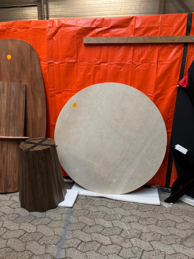 Eettafel rond hoogwaardig marmer met mangohouten poot B keus, Ophalen, Japandi, Overige materialen, 100 tot 150 cm