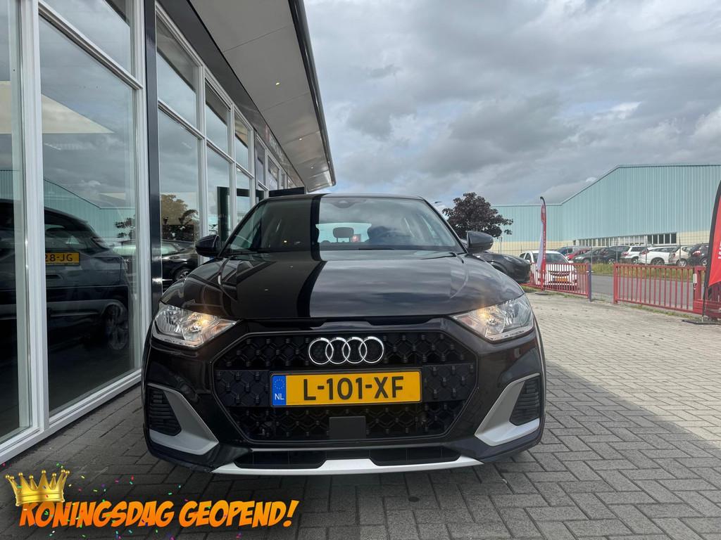 Audi A1 citycarver 25 TFSI Epic|Airco|Cruisecontrol|Virtual, Auto's, Audi, Voorwielaandrijving, Stof, 95 pk, Origineel Nederlands