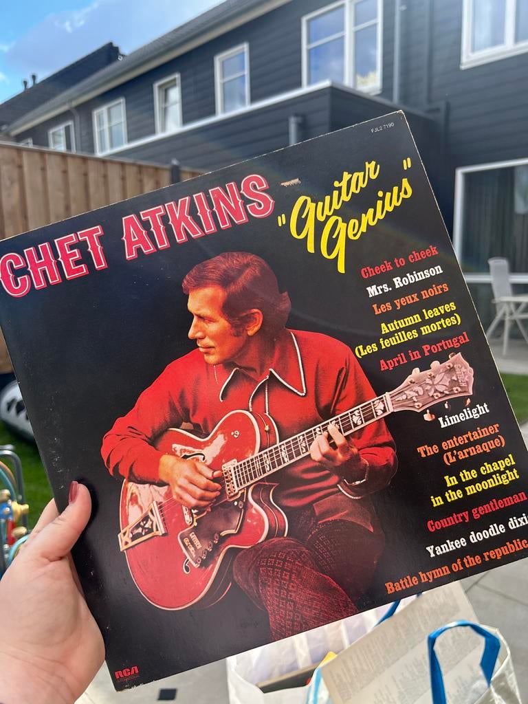 Chet Atkins - Guitar Genius LP (Vintage Vinyl), Ophalen of Verzenden, 1970 - 1979, Gebruikt, 12 inch