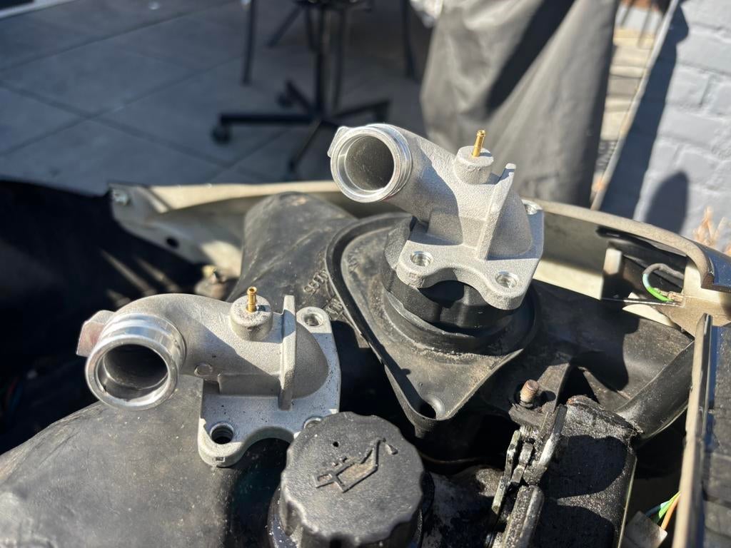 2x vivacity verticaal TNT spruitstuk, Ophalen of Verzenden, Overige typen