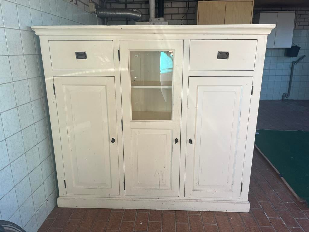 Mooie, witte antieke kast. Gratis af te halen!, Ophalen, Gebruikt, 25 tot 50 cm