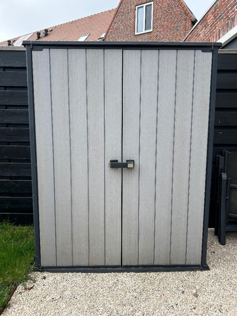 Keter kunststof tuinopbergkast High Store, Tuin en Terras, Bergingen en Tuinkasten, Ophalen, Gebruikt, Kunststof, Overige typen