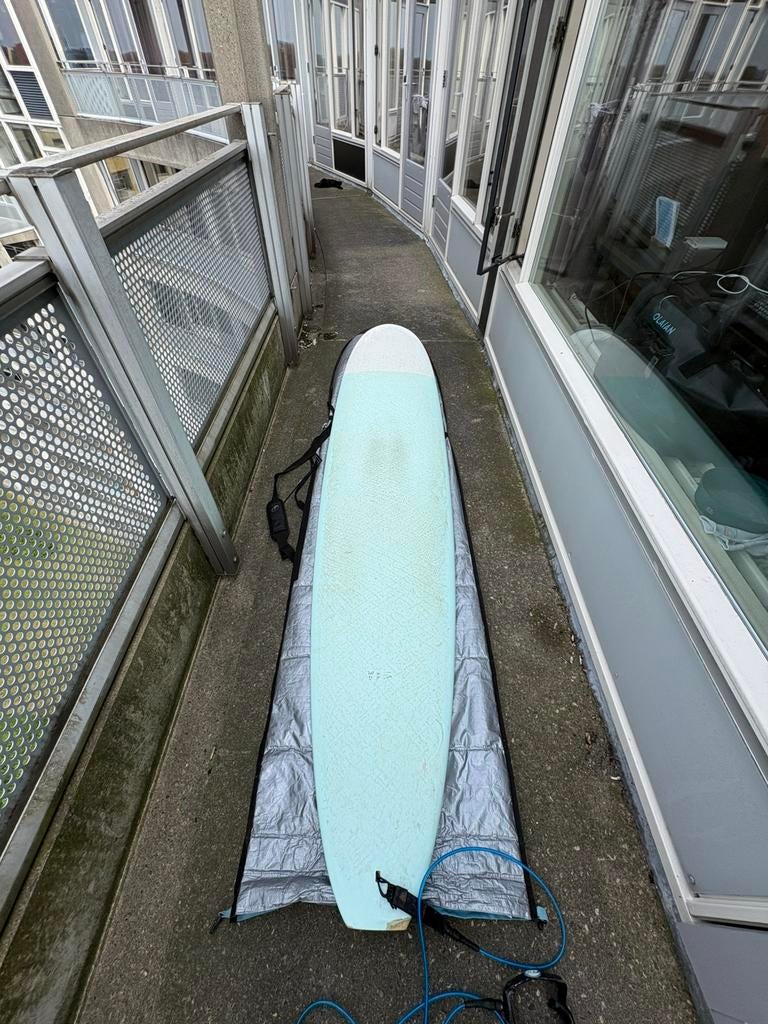 Olaian Surfboard Longboard 9’4 + Bag, Watersport en Boten, Golfsurfen, Ophalen, Zo goed als nieuw, Longboard