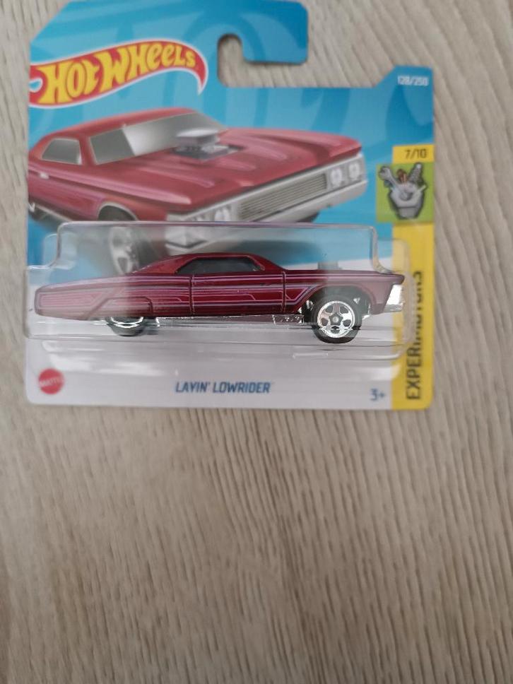 hot wheels layin lowrider experimotors, Hobby en Vrije tijd, Modelauto's | Overige schalen, Nieuw, Auto, Ophalen of Verzenden
