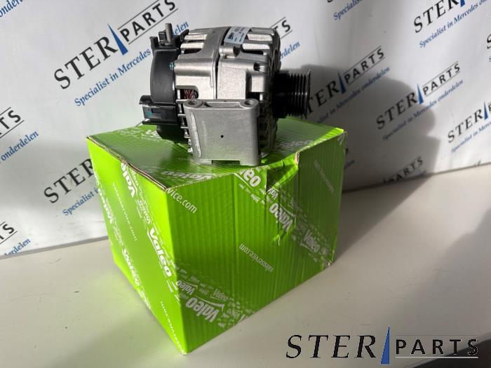 Dynamo van een Mercedes Vito, Auto-onderdelen, Motor en Toebehoren, Mercedes-Benz, Nieuw, 12 maanden garantie, Ophalen of Verzenden