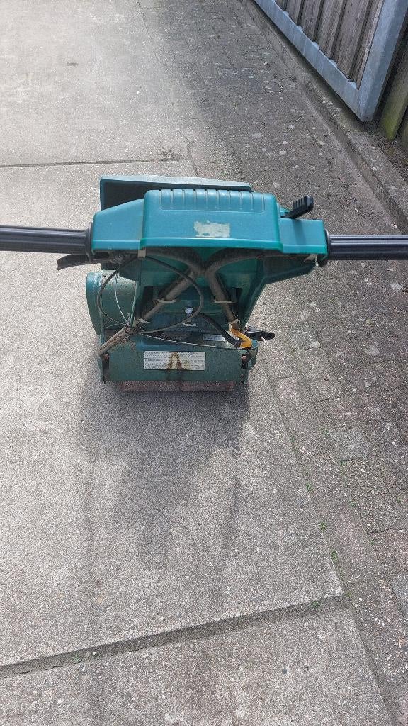 Qualcast benzine kooimaaier 35 cm, Ophalen, Gebruikt, Opvangbak, Benzine-grasmaaier