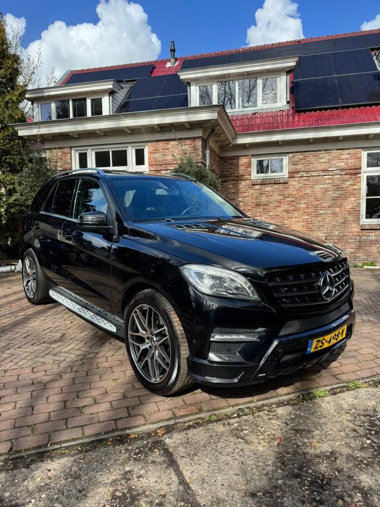 Mercedes ML350 CARLSSON EDITION AMG BOMVOL M-Klasse GLE W166, Auto's, Automaat, 258 pk, 255 €/maand, USB
