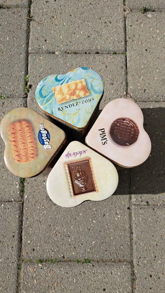 Lu hartvormige vintage koekblikken set, Verzamelen, Ophalen of Verzenden, Overige