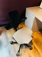 HÅG Capisco Puls 8010 bureaustoel, Huis en Inrichting, Bureaustoelen, Gebruikt, Zwart, Ophalen of Verzenden, Bureaustoel