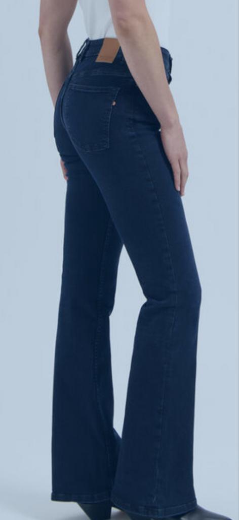 Kuyichi Lisette Deep Blue Jeans - Maat 31/30, Kleding | Dames, Spijkerbroeken en Jeans, Ophalen of Verzenden, Zo goed als nieuw