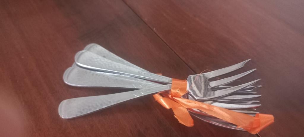 Gebaksvorkjes Gehamerd, Antiek en Kunst, Antiek | Bestek, Ophalen of Verzenden