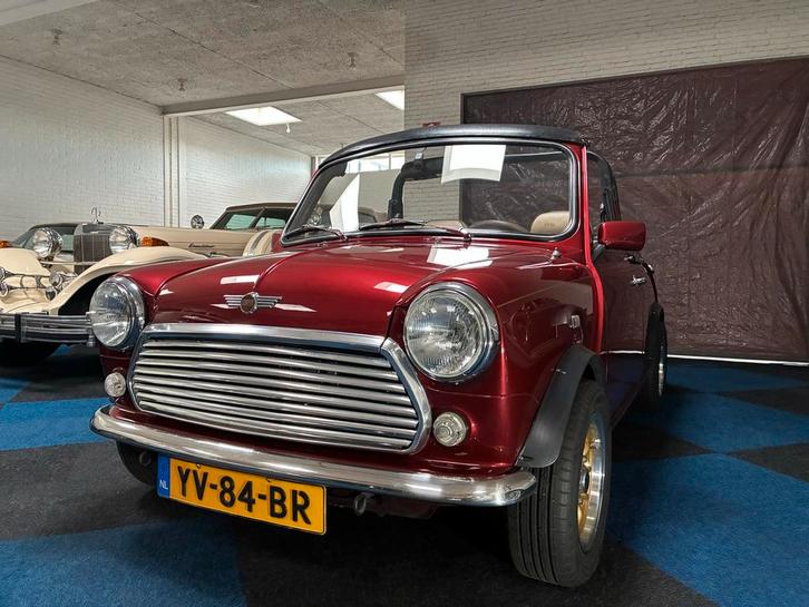 Mini 1000 1990 Rood, Auto's, Mini, Particulier, Cabrio, Lederen bekleding, Lichtmetalen velgen, Metallic lak, Open dak, Radio