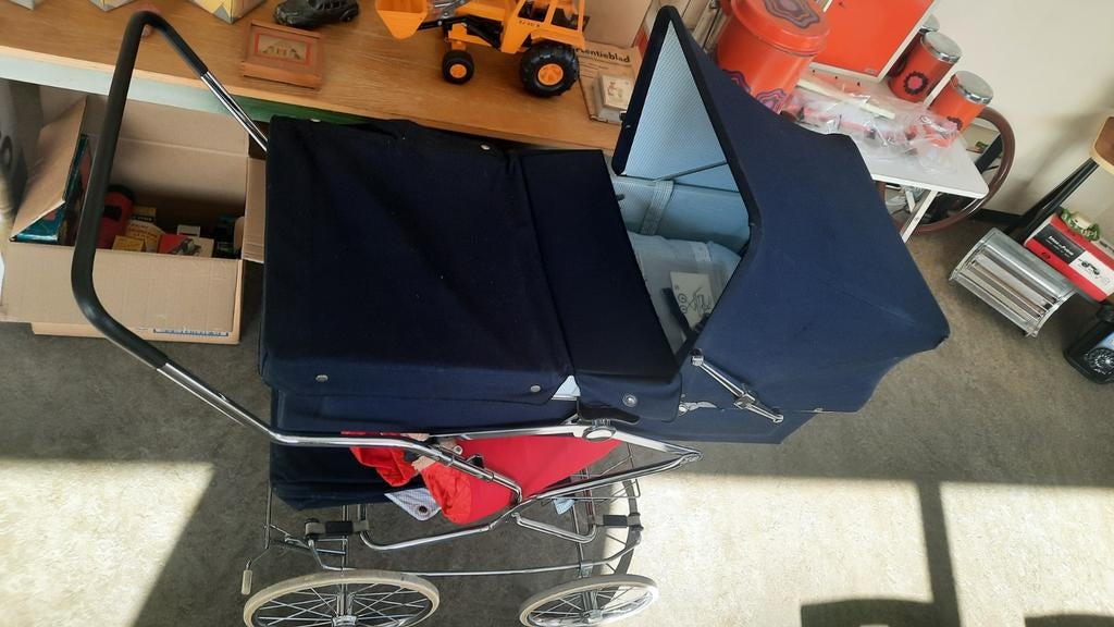 Vintage Kinderwagen - Klassiek Blauw met Chromen Frame, Ophalen