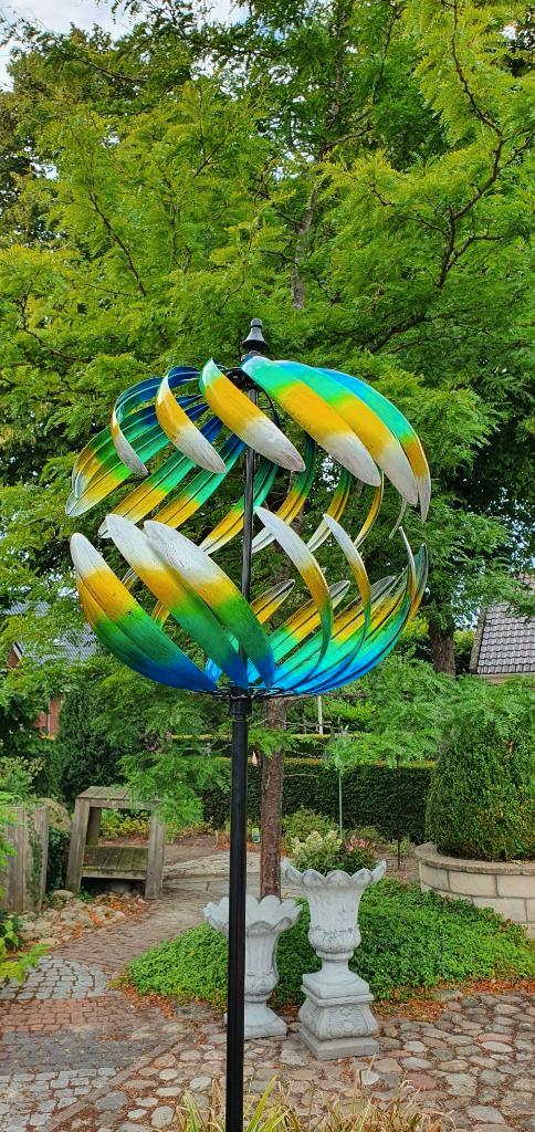 windmolen / WERELDBOL / WINDSPINNER, Tuin en Terras, Windwijzers en Windmolens, Nieuw, Ophalen of Verzenden