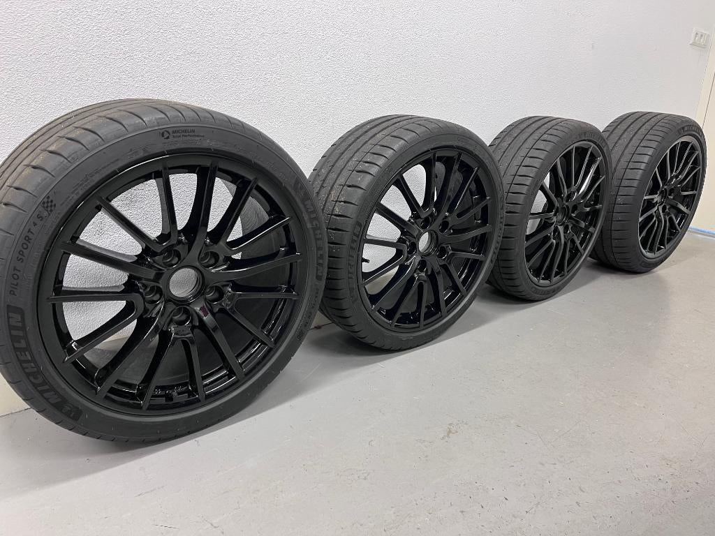 Originele Porsche Cayman Boxter 19 inch velgen met banden, Auto-onderdelen, Banden en Velgen, Gebruikt, 265 mm, Band(en), Personenwagen