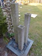 Waterornament met 3 natuurstenen kolommen en granieten bak, Ophalen, Waterornament