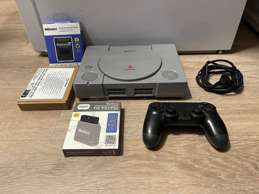 PlayStation 1 met Retro Gem HDMI, Xstation ODE & meer!, Verzenden, Gebruikt, Met 1 controller, Met geheugenkaart