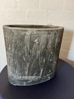 Ovale bloempot beton look, Binnen, Ophalen of Verzenden, Zo goed als nieuw, Overige vormen