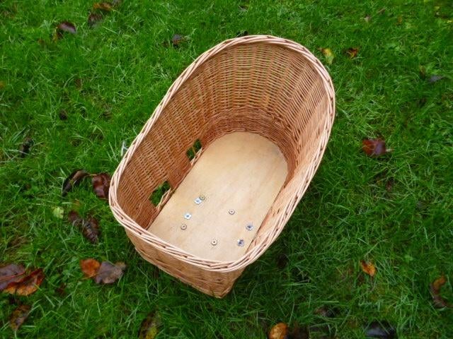hondenmand voor achterop een gewone fiets zgan 54x32 cm, Dieren en Toebehoren, Hondenmanden, Ophalen of Verzenden, Zo goed als nieuw