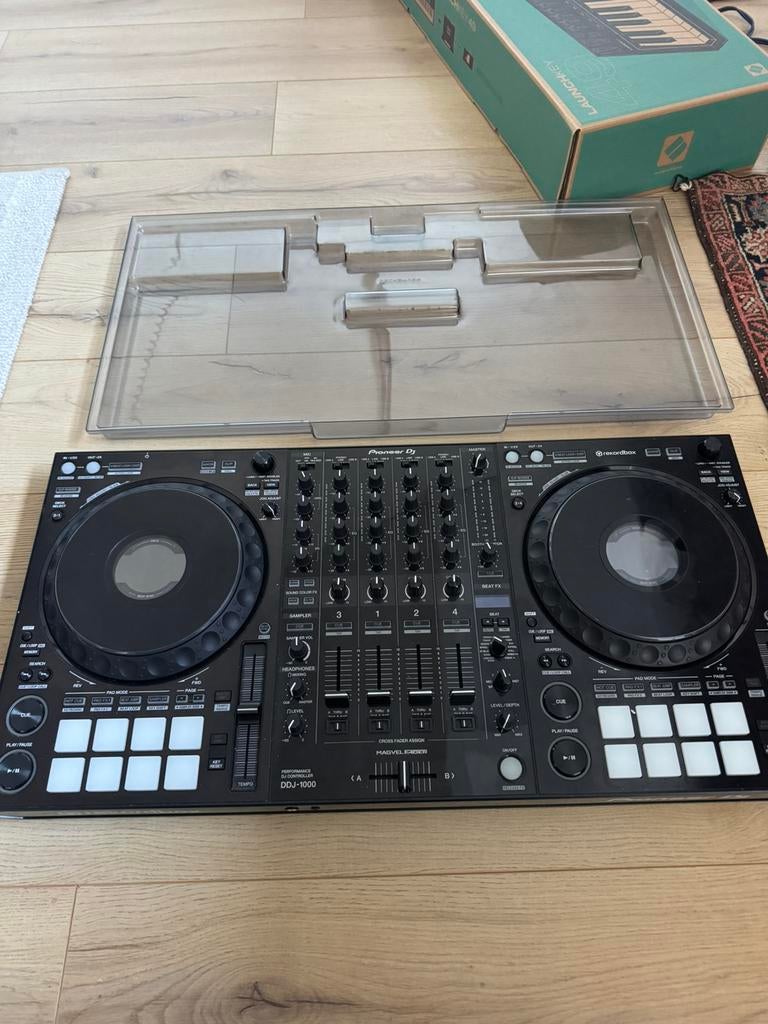 DDJ 1000 + DECKSAVER (PIONEER ED), Muziek en Instrumenten, Dj-sets en Draaitafels, Ophalen, Zo goed als nieuw, Pioneer