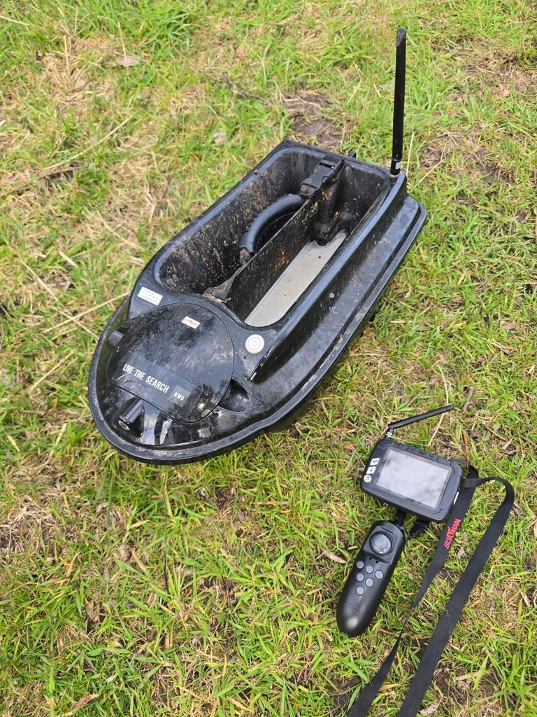 Boatman voerboot met dieptemeter, Ophalen